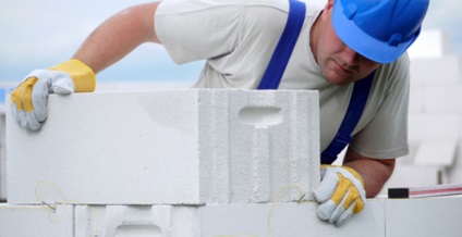 Costul construirii casei de beton celular de la 10 000 de ruble pe metru pătrat (gazoase) Costul de construire a unei case de beton celular de la 10 000 de ruble pe metru pătrat