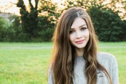Strimersha Karina Sycheva biografie, fotografie, canal, VC, Instagram, YouTube (foto) Strimersha Karina Sychev biografie, fotografii, canal, VC, Instagram, youtube
