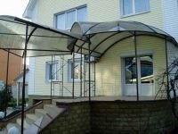Construcția unui pridvor din policarbonat inchis, finisaje prispa tehnologie cu policarbonat (constructii) Construcția unui pridvor din policarbonat inchis, finisaje pridvor tehnologie cu policarbonat