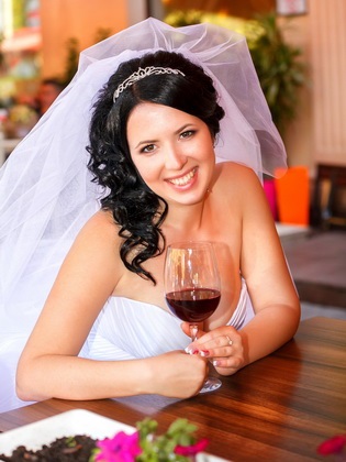 Coafuri de mireasa cu diademă pe diferite par de lungime (lungime) Coafuri de mireasa cu parul diadema de lungimi diferite