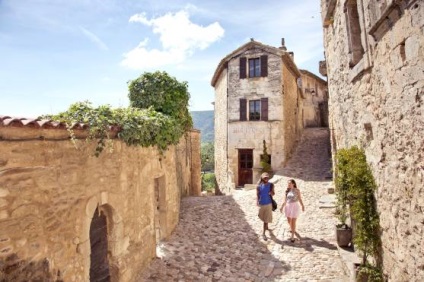 Top 10 cele mai bune locuri în cele mai frumoase locuri si interesante Provence (cele mai frumoase sate din Franța) Top 10 cele mai bune locuri în cele mai frumoase locuri si interesante Provence