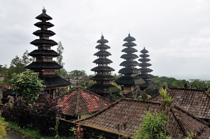 Top 8 locuri de vizitat în Bali (ceea ce pentru a vedea în Bali) Top 8 locuri de vizitat în Bali