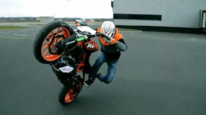 Trucuri motociclete (motociclete) Cascadorii pe motociclete