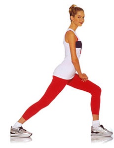 Exerciții pentru a întinde picioarele este efectuat corect (piciorul genunchiul stâng) Exerciții pentru a întinde picioarele este efectuat corect