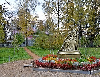 Manor Zakharovo - Muzeu-Reserve și (conac Zakharovo) Manor Zakharovo - Muzeu-Reserve și