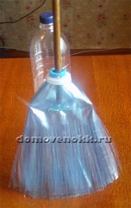 Broom de sticle din plastic (mătură) Broom din sticle de plastic