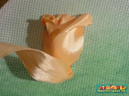 Bande de brodat (broderie panglici) benzi de broderie