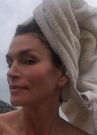 putere Timeless Sindi Krouford și Nicole Kidman a suflat Instagram fotografie fără machiaj! (Nicole) putere Timeless Sindi Krouford și Nicole Kidman a suflat Instagram fotografie fără machiaj!