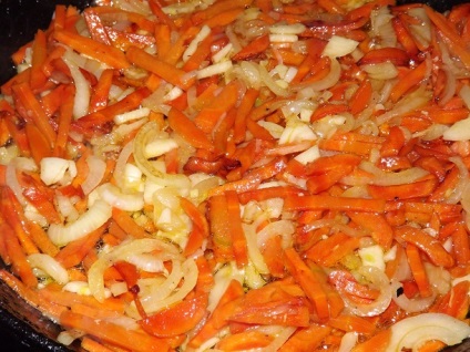 Friptură de pui cu legume, numai orientale (legume) friptură de pui cu legume numai în Est