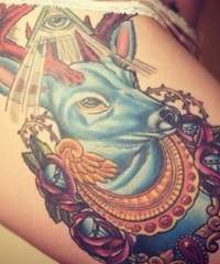tatuaje înseamnă „cerb“ (cerb) Tattoo înseamnă „cerb“