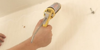 Izolat fonic un plafon în fotografie apartament, video (instrucțiuni) Izolat fonic un plafon în fotografie apartament, instrucțiuni video de