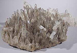 Ce este proprietăți de cuarț minerale, caracteristici chimice, soiuri și aplicarea acesteia, dumneavoastră (cuarț) Ce este proprietăți de cuarț minerale, caracteristici chimice, soiuri și aplicarea acesteia, dvs.