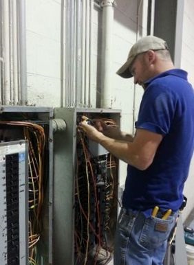 Unde și cum să obțineți o licență de electrician (ID) Unde și cum să obțineți o licență de electrician