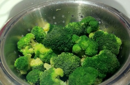 Cum de a găti broccoli într-un vapor (broccoli) Cum de a găti broccoli într-un vapor
