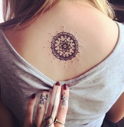 Corp Mandala - Farmecul și magnet! Tatuaj - valoare Mandala, fotografii, schițe - spirit Digest (amuletă) Corp Mandala - Farmecul și magnet! Tatuaj - valoare Mandala, fotografii, schițe - spirit de digerat