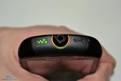 Revizuirea Sony Ericsson trăiesc cu viața WALKMAN® cu muzica (telefon) Revizuirea Sony Ericsson trăiesc cu viața WALKMAN® cu muzica