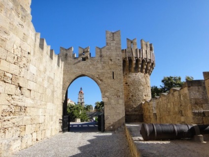 Insula Rodos (adulți cost cu o schimbare de euro) Insula Rodos