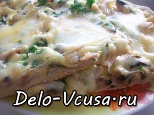 Pizza cu ciuperci de pui (cantitate mică de legume marinate) Pizza cu pui, ciuperci