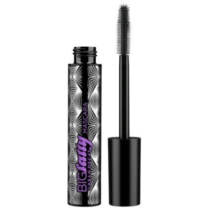 Rating-ul mascara cu efect de gene false de revizuire dintre cele mai bune