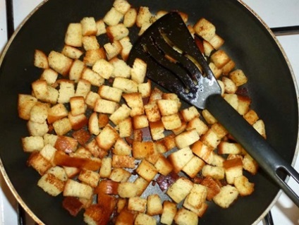 Reteta cea mai delicioasa pentru salata Caesar cu pui (Caesar) Reteta cele mai delicioase pentru salata Caesar cu pui