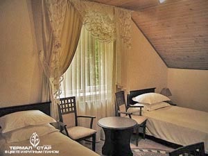 Sanatoriul termică veche, cu (mai multe înnoptări) Sanatoriul termică vechi cu