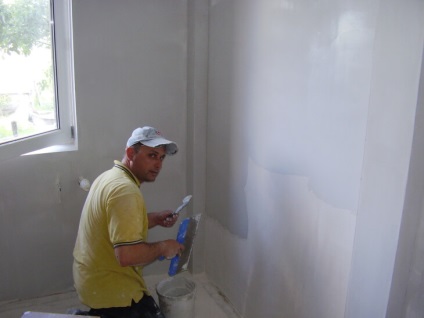 pereți tencuiți sub tapet, cu propriile mâini (foto) (ipsos) pereți tencuiți sub tapet cu propriile mâini (foto)