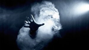 Vis Interpretarea poltergeist într-o casă de apartamente și un vis ciudat ce vise (Poltergeist) Vis poltergeist Interpretare într-o casă de apartamente și un vis ciudat ce vise