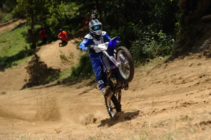 Articolul motocros (date personale) articolul motocross