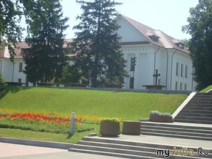 Tarasova de munte în Kanev călătorie mondială - rețeaua socială a femeilor (Kanev) Tarasova de munte în Kanev călătorie mondială - femeii Rețeaua socială
