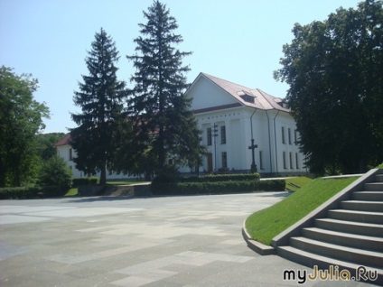 Tarasova de munte în Kanev călătorie mondială - rețeaua socială a femeilor (Munte) Tarasova de munte în Kanev călătorie mondială - femeii Rețeaua socială