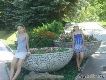 Tarasova de munte în Kanev călătorie mondială - rețeaua socială a femeilor (Kanev) Tarasova de munte în Kanev călătorie mondială - femeii Rețeaua socială