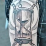 tatuaj Hourglass pentru bărbați și femei de valoare și schițe