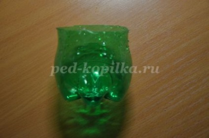 Topiara de cochilii cu mâinile lor (mâini) Topiara de cochilii cu propriile lor mâini