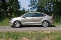 Volkswagen Polo Sedan - polo cu inima română, comentarii și teste sedan Polo volkswagen (Volkswagen versiunea de top) Volkswagen Polo Sedan - polo cu inima din Romania, comentarii si teste sedan Volkswagen Polo