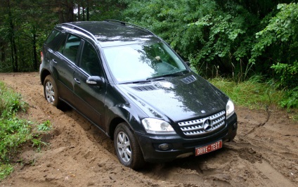 De ce m-mercedes clasa pentru a cuceri off-road (m-class) De ce drumuri mercedes m-class pentru a cuceri