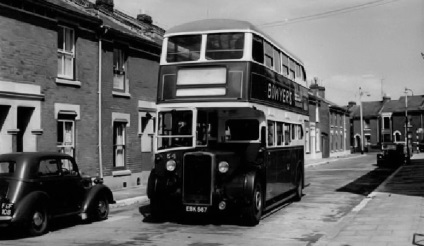 autobuze britanice celebre (în engleză) autobuze britanice celebre