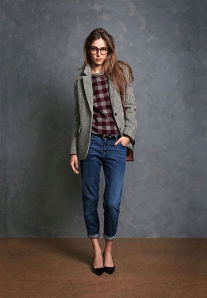 Blazers (60 poze) că acest lucru este mult diferit de sacou, modele de sex feminin (feminin) Blazers (60 poze) că acest lucru este mult diferit de sacou, modele de sex feminin