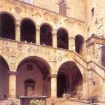 Ceea ce este diferit de arhitectura romanic gotic, răspunsuri la întrebări