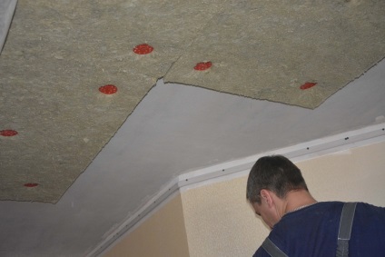 Izolarea fonică a plafonului în apartament, materiale moderne pentru pereți, plăci și panouri din vecini, comentarii (izolare tavan) Izolarea fonică a plafonului în apartament, materiale moderne pentru pereți, plăci și panouri din vecini, comentarii