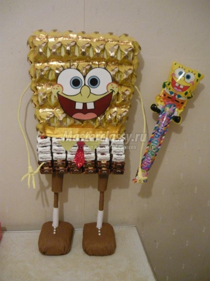 Cadouri pentru copii de dulciuri cu mâinile sale (burete SpongeBob de dulciuri) Cadouri pentru copii de dulciuri cu mâinile sale