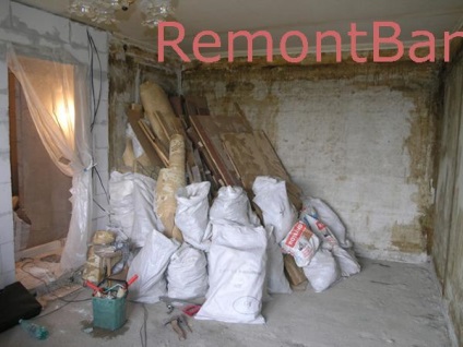 Fotografii din remontbar brigadă pentru a repara un apartament cu un dormitor (remontbar) Reportaj foto de studio brigadă de reparații remontbar