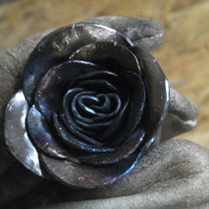 Cum de a crescut din metal (do) Cum de a face un trandafir din metal