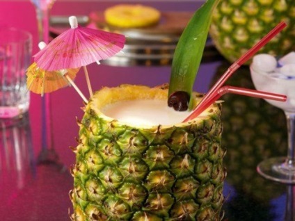 Cele mai bune cocktail-uri pentru pirati vacanță cu rom, sucuri, vodca si mirodenii, zatusim! (Sucuri) Cele mai bune cocktail-uri pentru pirati vacanță cu rom, sucuri, vodca si mirodenii, zatusim!