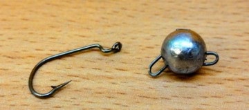 Mikrodzhig tachelaj instalare momeală necesare - Jig cârlige, plumb și conector (mikrodzhig) Mikrodzhig tachelaj instalare momeală necesare - Jig cârlige, plumb și conector