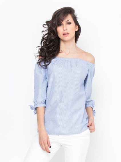 Bluza la modă cu umerii goi, modele frumoase de sex feminin, de vară și opțiuni calde, cu volane și (deschis) Bluza la modă cu umerii goi, modele frumoase de sex feminin, de vară și opțiuni calde cu volane