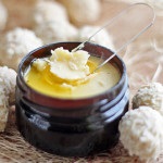 unt de cacao nerafinat, aplicarea sa în produsele cosmetice, în gătit și medicină (nerafinat unt de cacao utilizarea cosmetologie păr medicament acasă de gătit) unt de cacao brută aplicarea sa în produsele cosmetice, în gătit și medicină