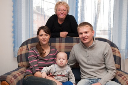 Professional mama 11 familii, o sută de copii, 15 nepoți (mama mea) Professional Mama 11 familii, o sută de copii, 15 nepoți,