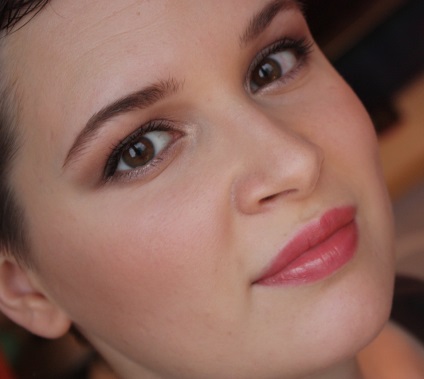 Revlon ColorBurst unt de buze 075 acadea, cupcake 055, 025 Parfait piersic, 096 comentarii Macaroon, (Cupcake) Revlon ColorBurst unt de buze 075 cu acadea, prăjiturică 055, 025 Parfait piersica, 096 comentarii Macaroon,