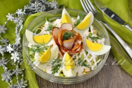 Salata - sensibilitate - cu șuncă, castraveți și brânză (sensibilitate) Salata - sensibilitate - cu șuncă, castraveți și brânză