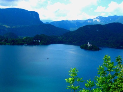 Cel mai mare lac din lume (Lake) Cel mai mare lac din lume